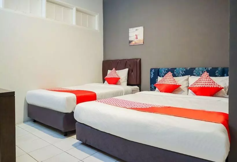 ホテル OYO 1111 Pasar Baru Inn