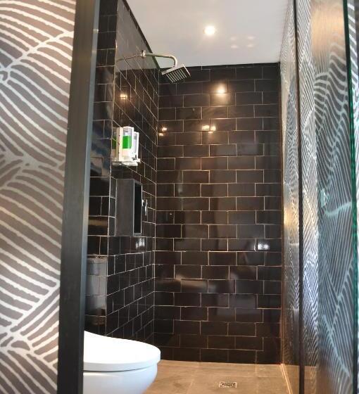 فندق Padang Padang Inn