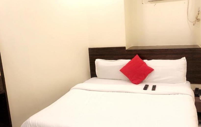 ホテル Rambharose