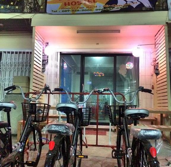 Pop Art Hostel Bangkok