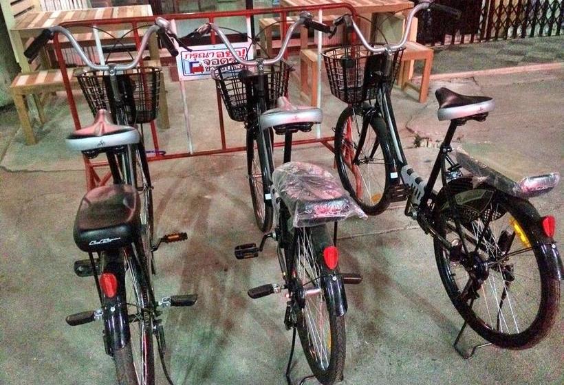 Pop Art Hostel Bangkok