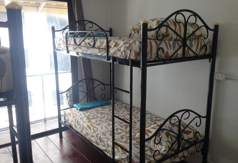 Pop Art Hostel Bangkok