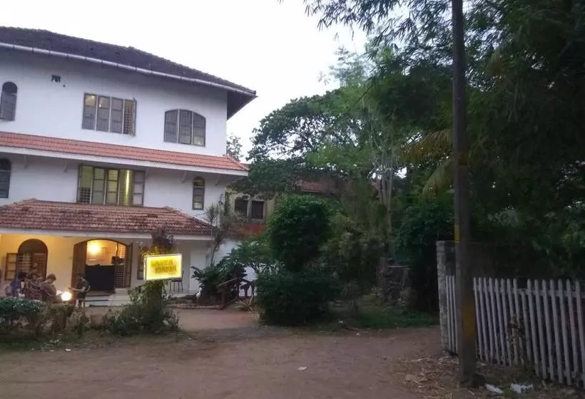 Santa Maria Hostel