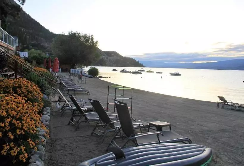 Davis Cove Resort