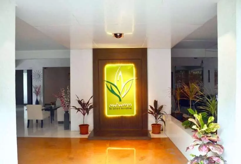 هتل Avezeekaa Corporate Residency