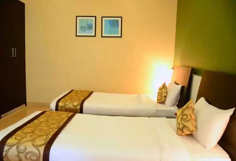هتل Avezeekaa Corporate Residency