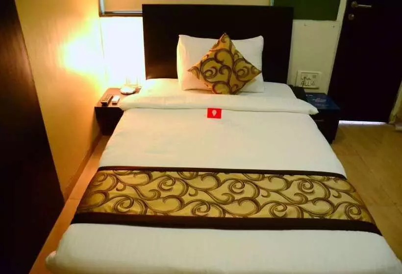 هتل Avezeekaa Corporate Residency