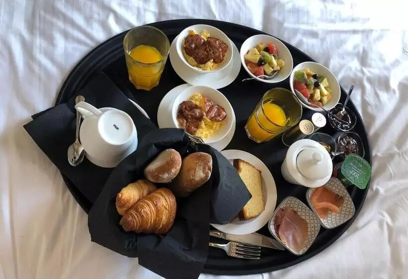 Hotel Le Chantilly