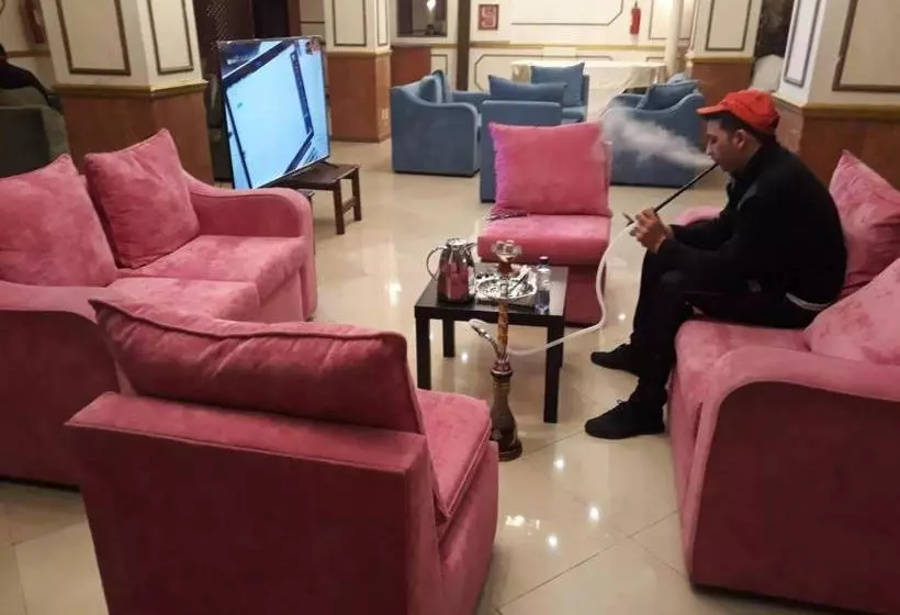 هتل Royal El Naser