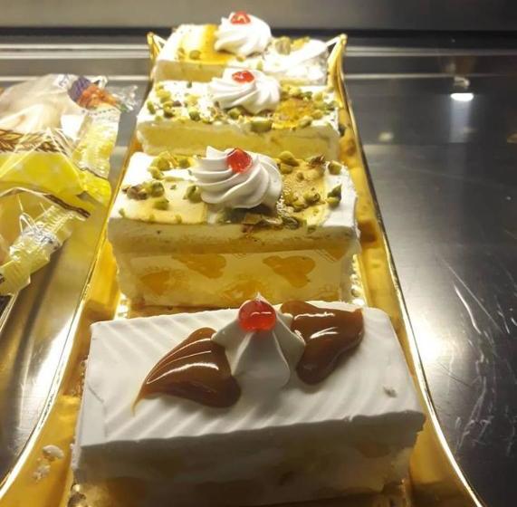 酒店 Royal El Naser