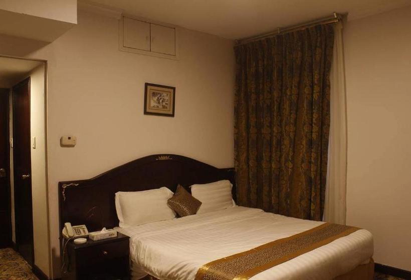 酒店 Royal El Naser