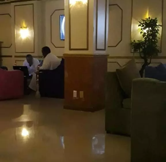 هتل Royal El Naser