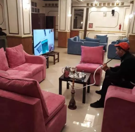 هتل Royal El Naser