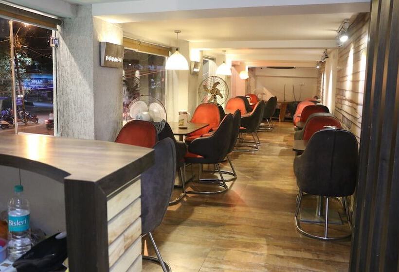 هتل Shalimar Deluxe