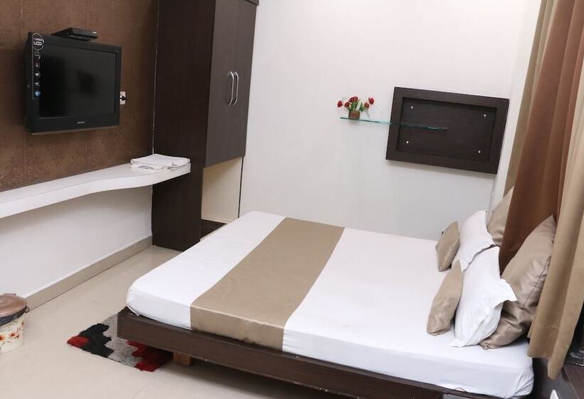 هتل Shalimar Deluxe