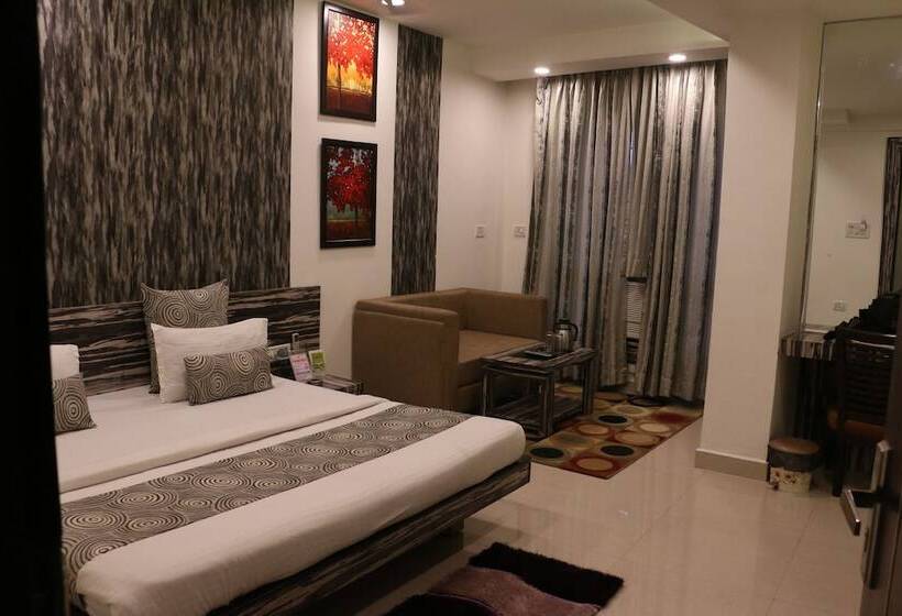 هتل Shalimar Deluxe