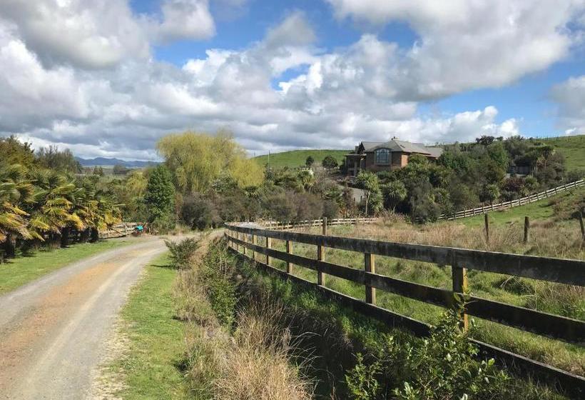 Lucky Duck Country Lodge B&b Hamilton