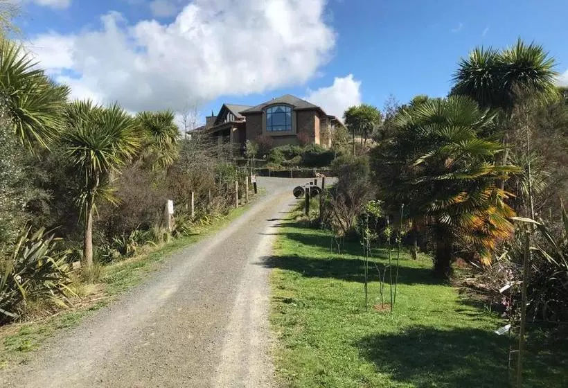 Lucky Duck Country Lodge B&b Hamilton