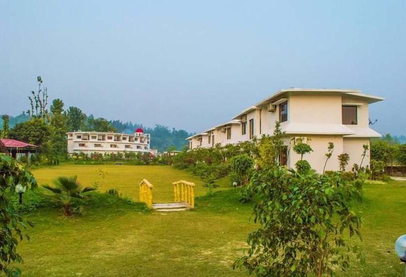 استراحتگاه Aranya The Kanan