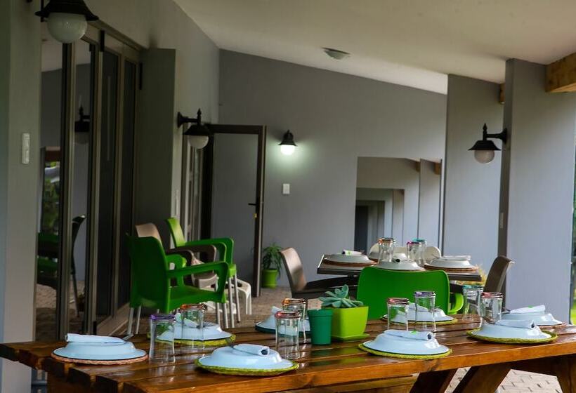 استراحتگاه Bushbaby Lodge At Nkonyeni