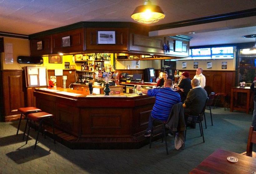 Отель Royal Cooma