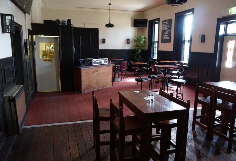 Отель Royal Cooma