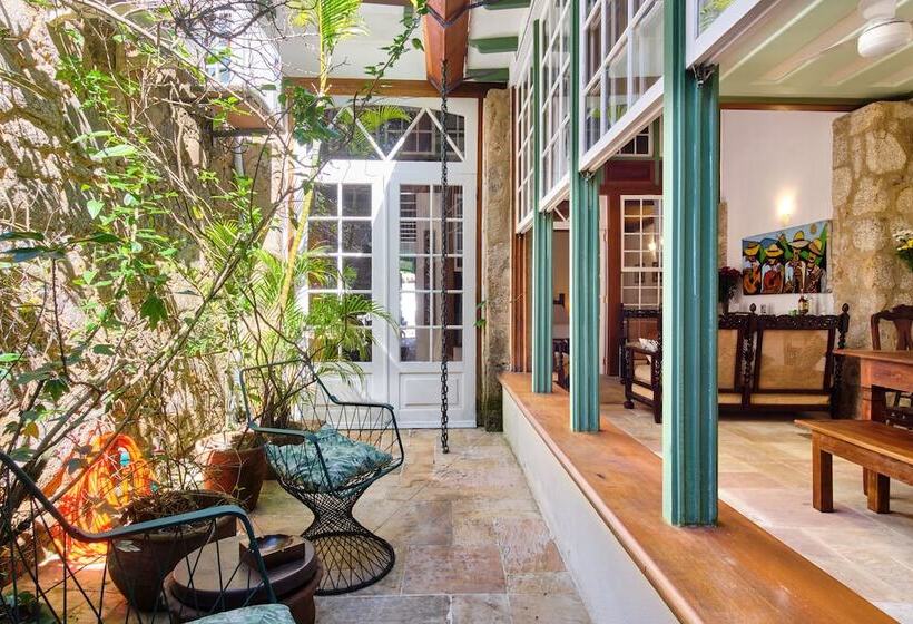 تختخواب و صبحانه A Casa De Paulo Autran