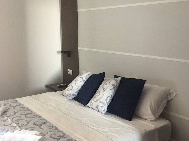 تختخواب و صبحانه Faleron Santa Lucia