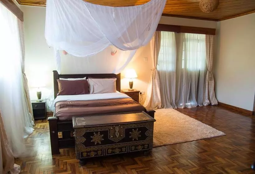 تختخواب و صبحانه Just At Home Guest House