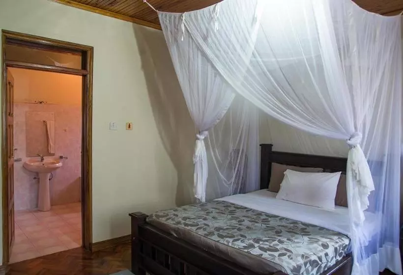 تختخواب و صبحانه Just At Home Guest House