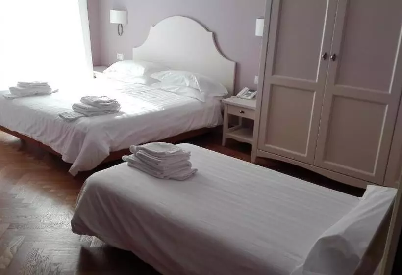 Eden Alaxi Hotels