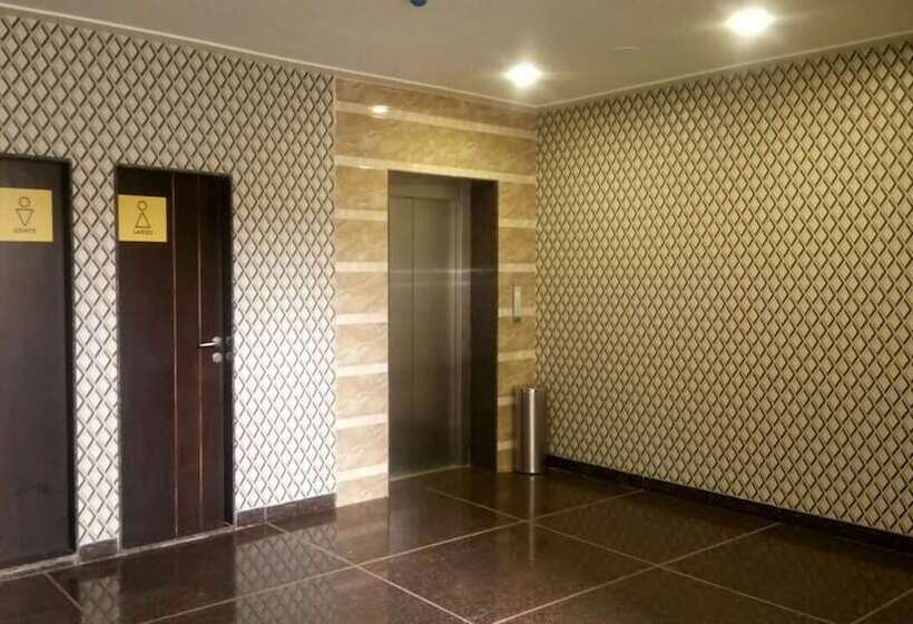 בית מלון כפרי Aloha City Stay Raipur