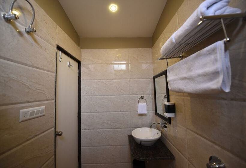 בית מלון כפרי Aloha City Stay Raipur