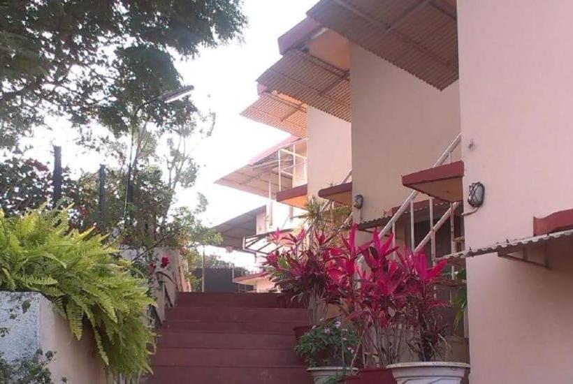 Hotel Anando , Saputara