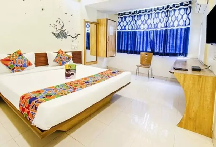 Hotelli Fabexpress Karishma Nr Kem Hospital