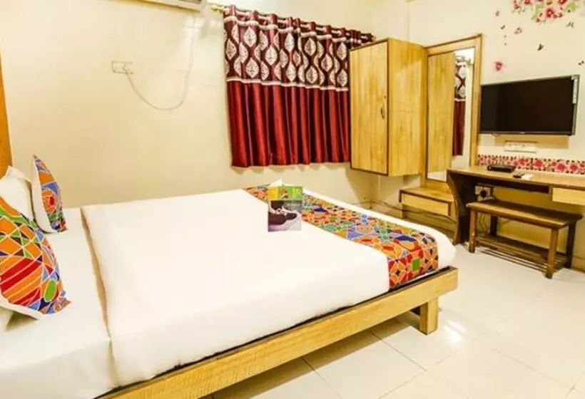 Hotelli Fabexpress Karishma Nr Kem Hospital