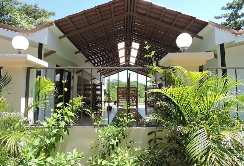 هتل Las Perlitas Rentals Playa Samara