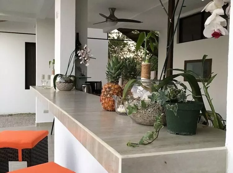 Hotelli Las Perlitas Rentals Playa Samara