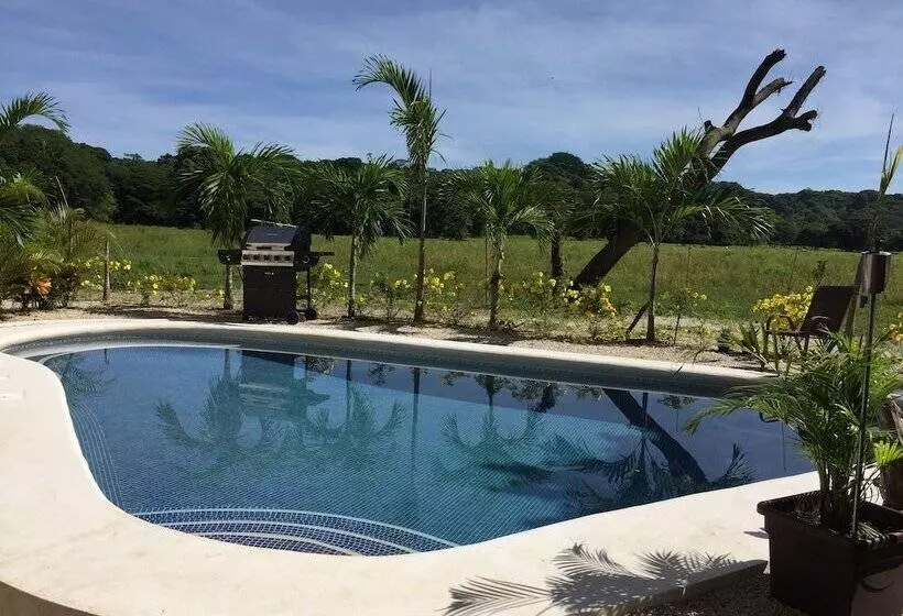 Hotelli Las Perlitas Rentals Playa Samara
