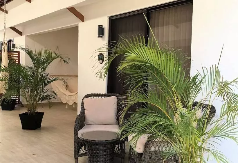 Hotelli Las Perlitas Rentals Playa Samara