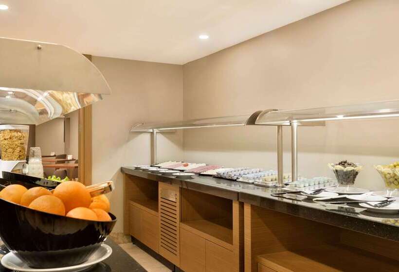 酒店 Ramada Encore Gebze