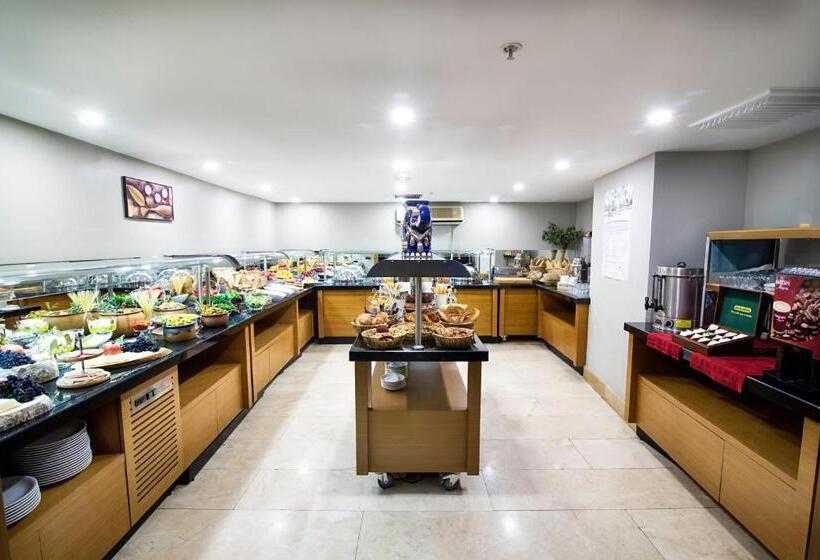 酒店 Ramada Encore Gebze