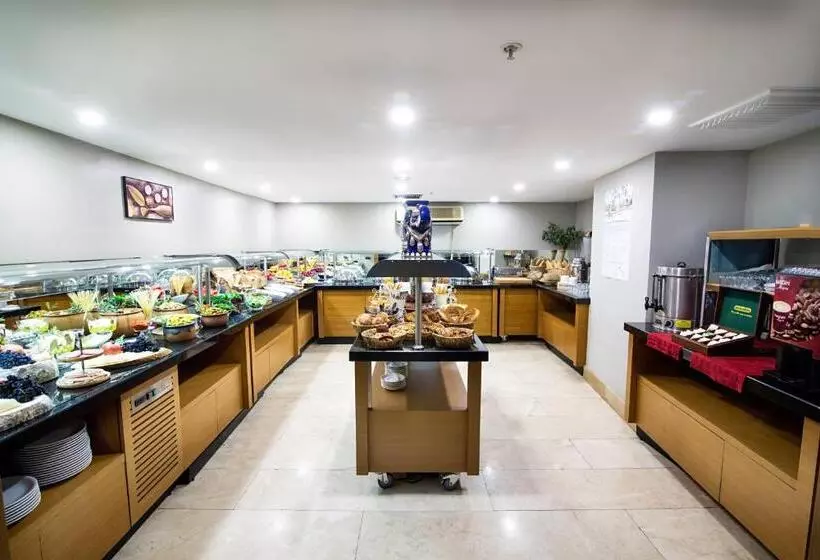 ホテル Ramada Encore Gebze