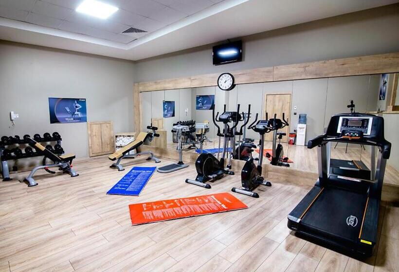 酒店 Ramada Encore Gebze