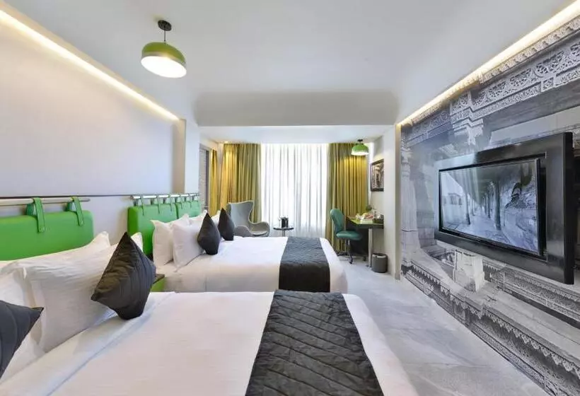 Hotelli Regenta Central Antarim Ahmedabad