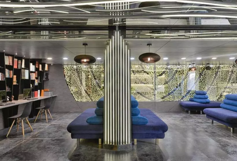 Hotelli Regenta Central Antarim Ahmedabad