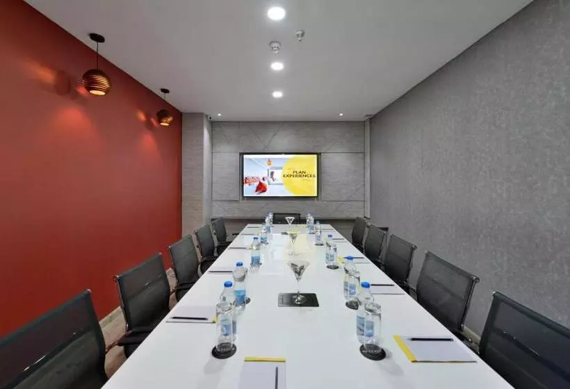 Hotelli Regenta Central Antarim Ahmedabad