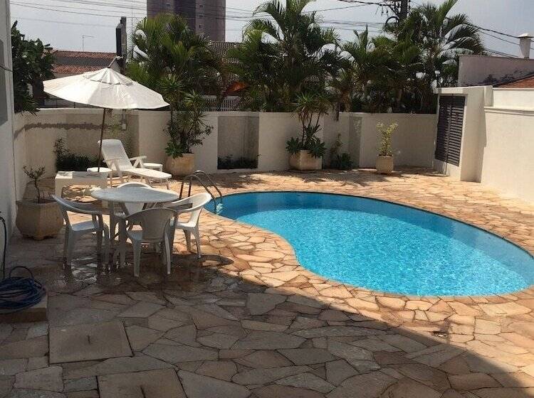 ホテル Riviera Lins