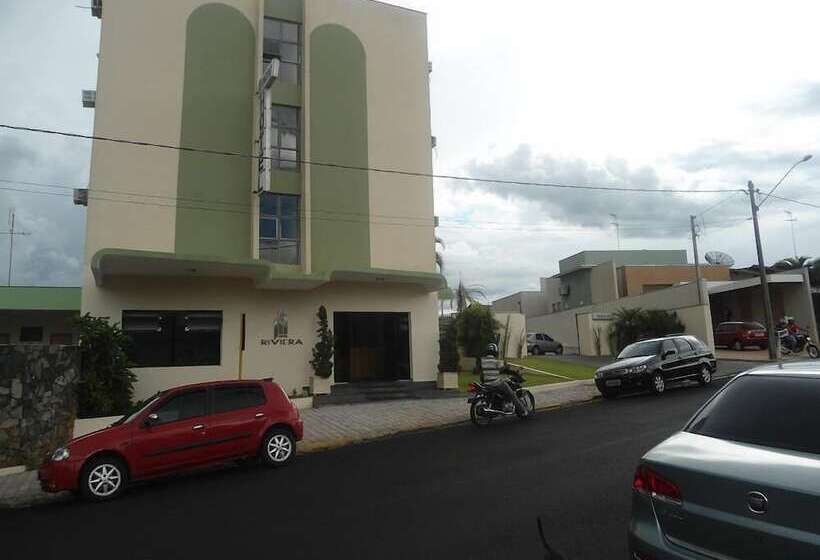 ホテル Riviera Lins