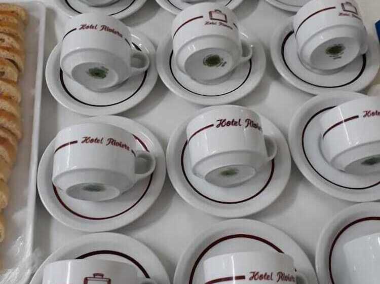 ホテル Riviera Lins